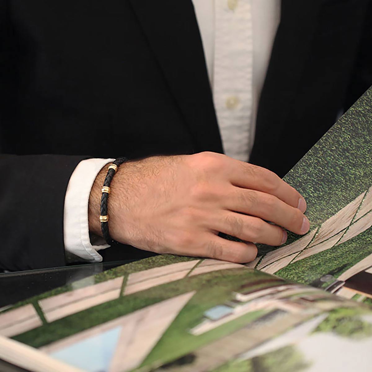 دستبند چرم و طلا  کد BM181