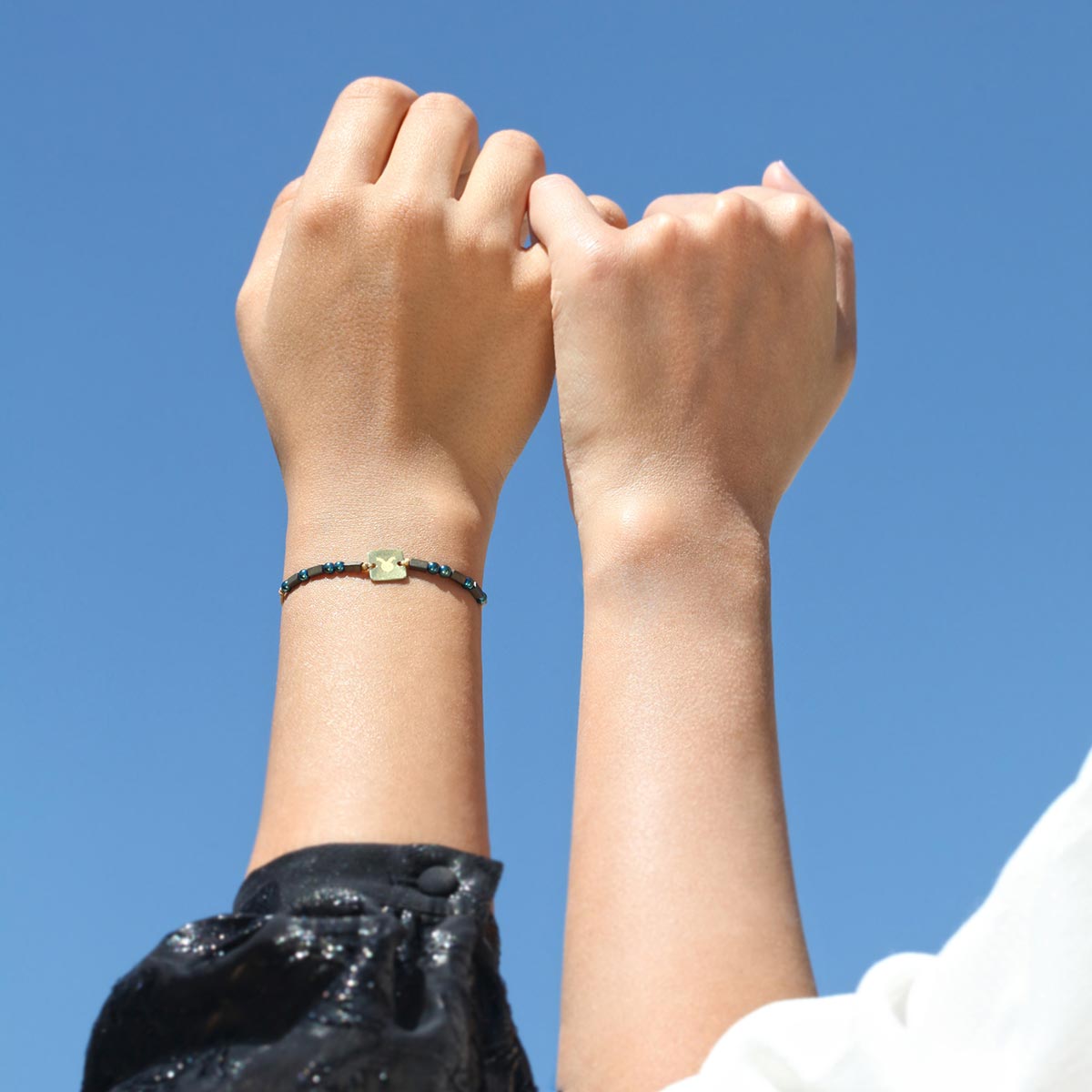 دستبند سنگی  کد BSH143