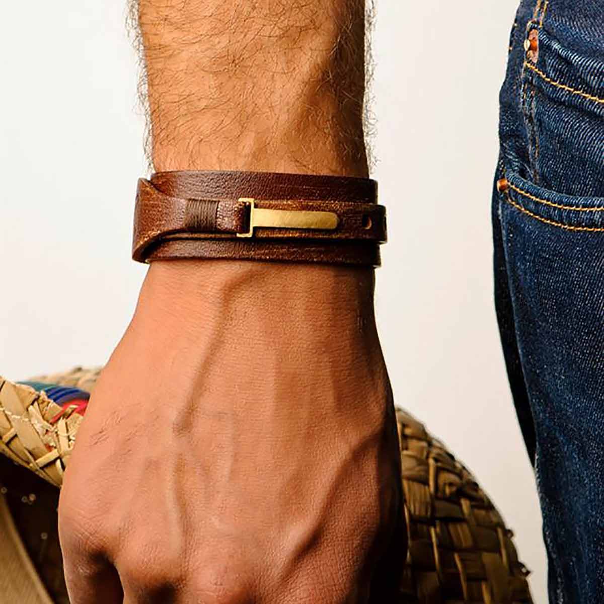 دستبند چرم و طلا  کد BM133