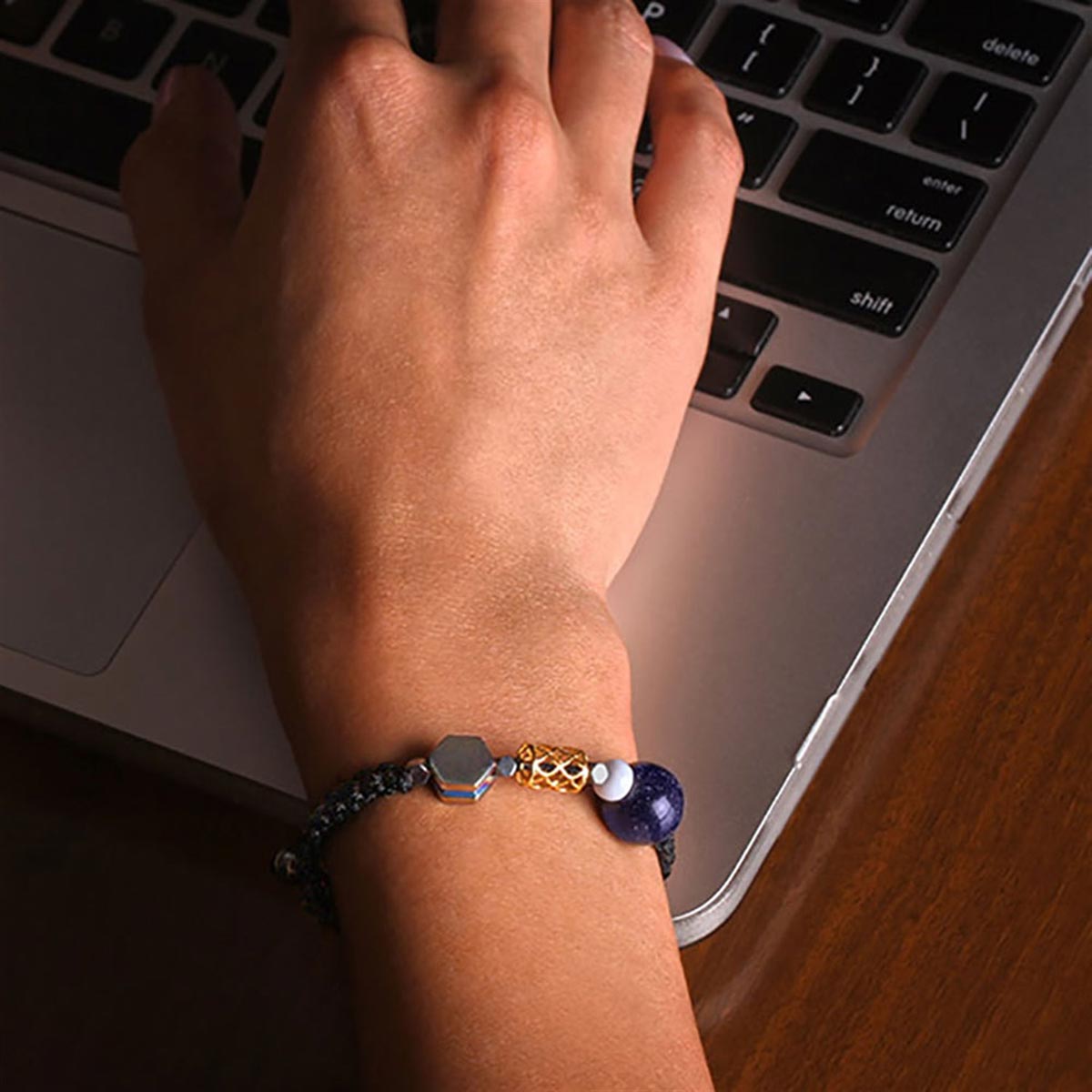 دستبند سنگی  کد BSH071