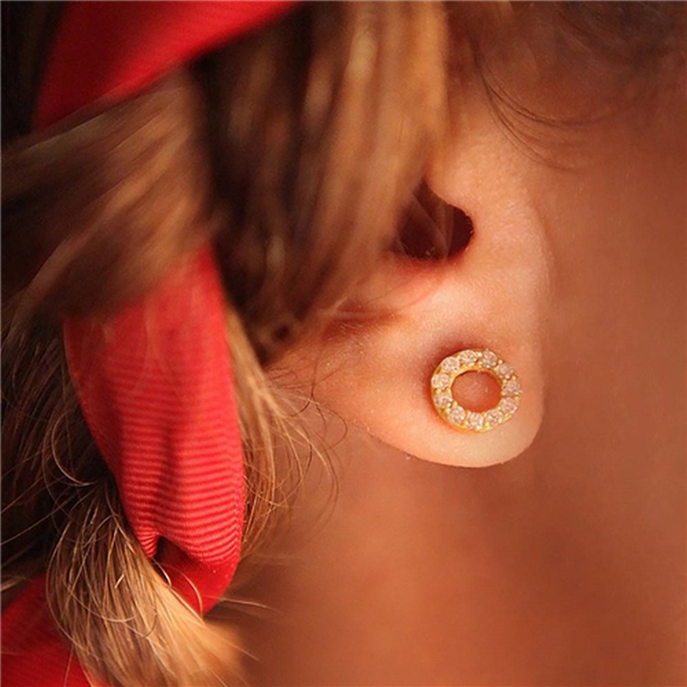 گوشواره گوشواره میخی طلا طرح دایره نگین دار کد EM300