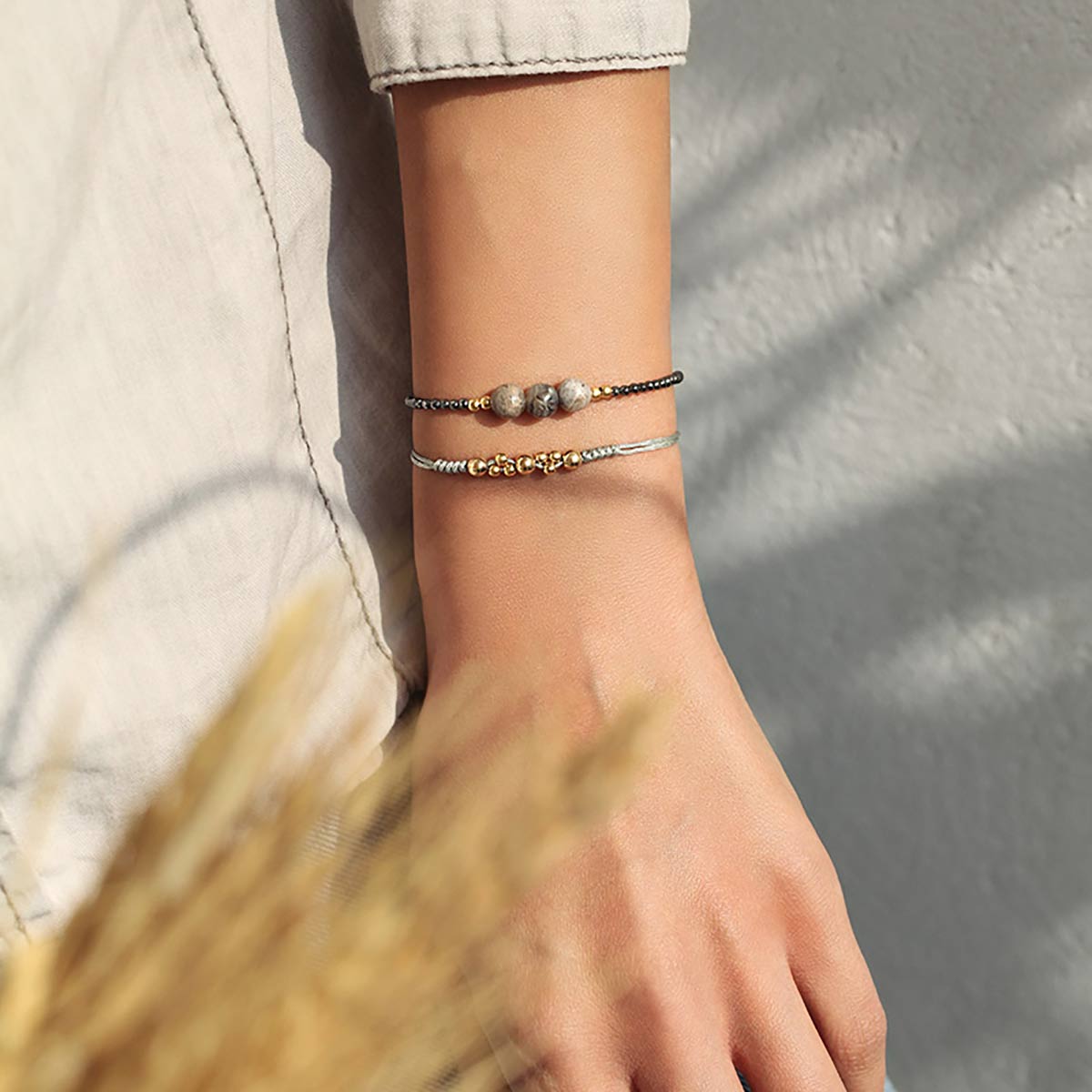 دستبند نخی  کد BSH237