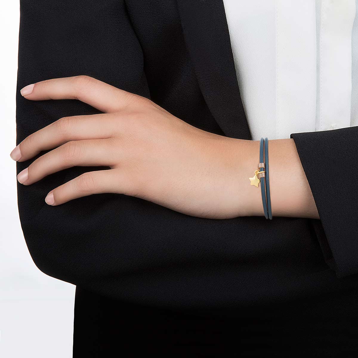 دستبند چرم و طلا  کد BM111