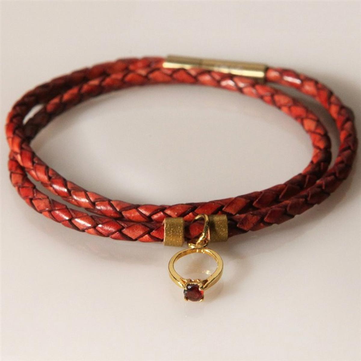 دستبند چرم و طلا  کد BM113