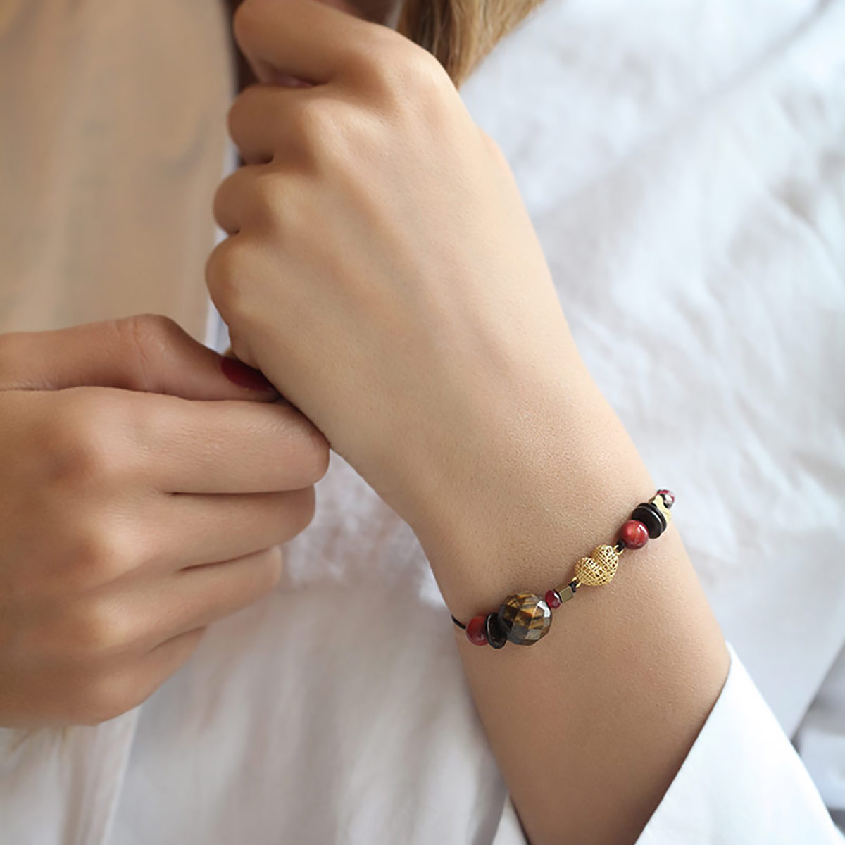 دستبند سنگی  کد BSH130