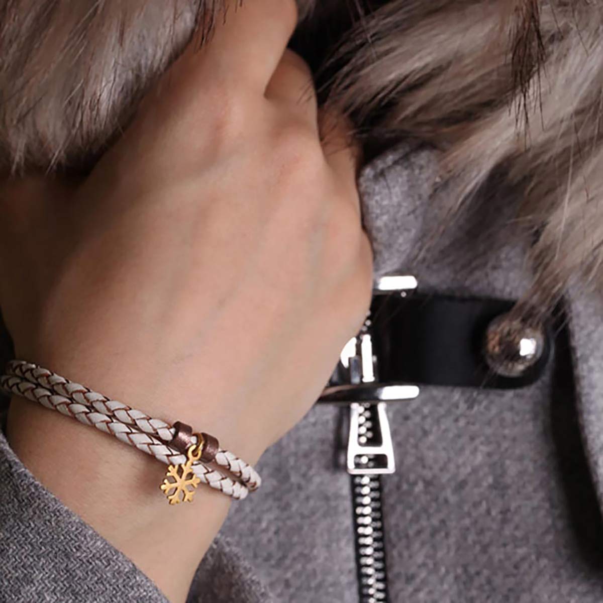 دستبند چرم و طلا  کد BR121