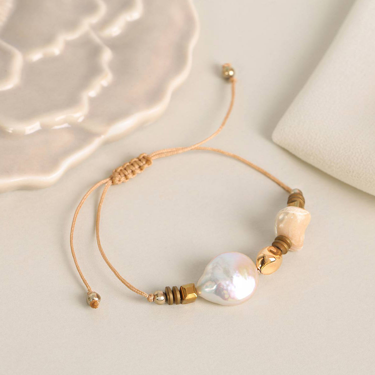 دستبند سنگی  کد BSH249