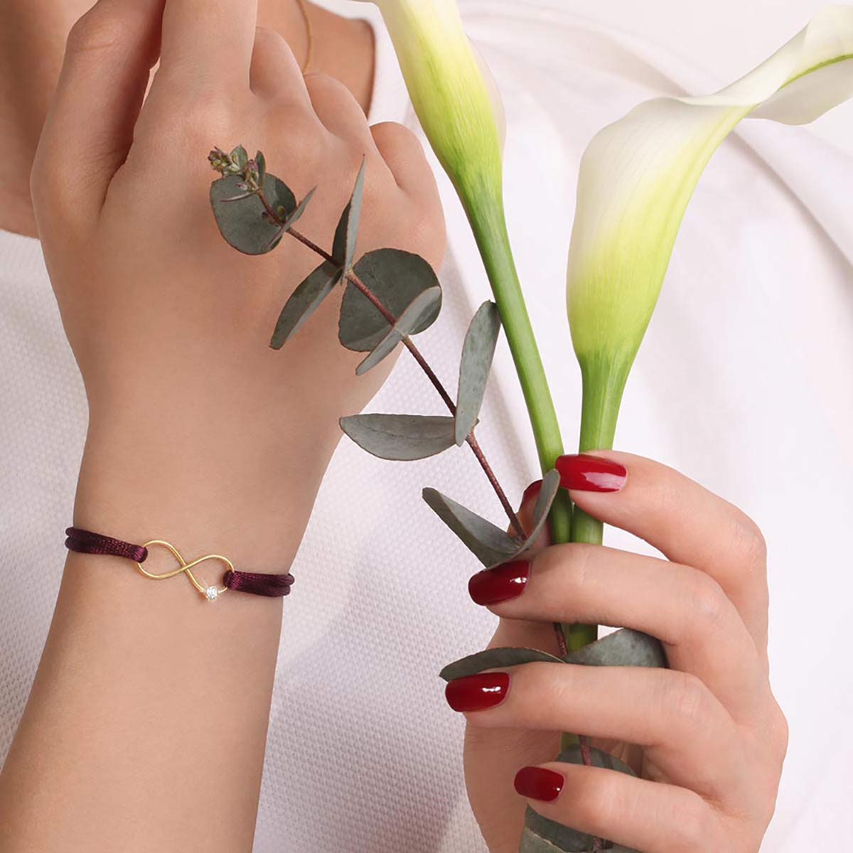 دستبند نخی  کد BM290