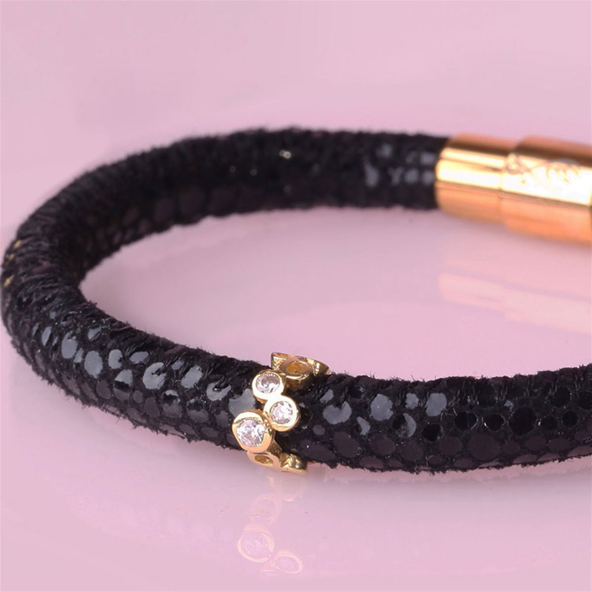 دستبند چرم و طلا  کد BM282