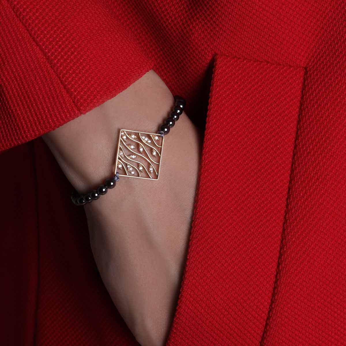 دستبند سنگی  کد BSH003