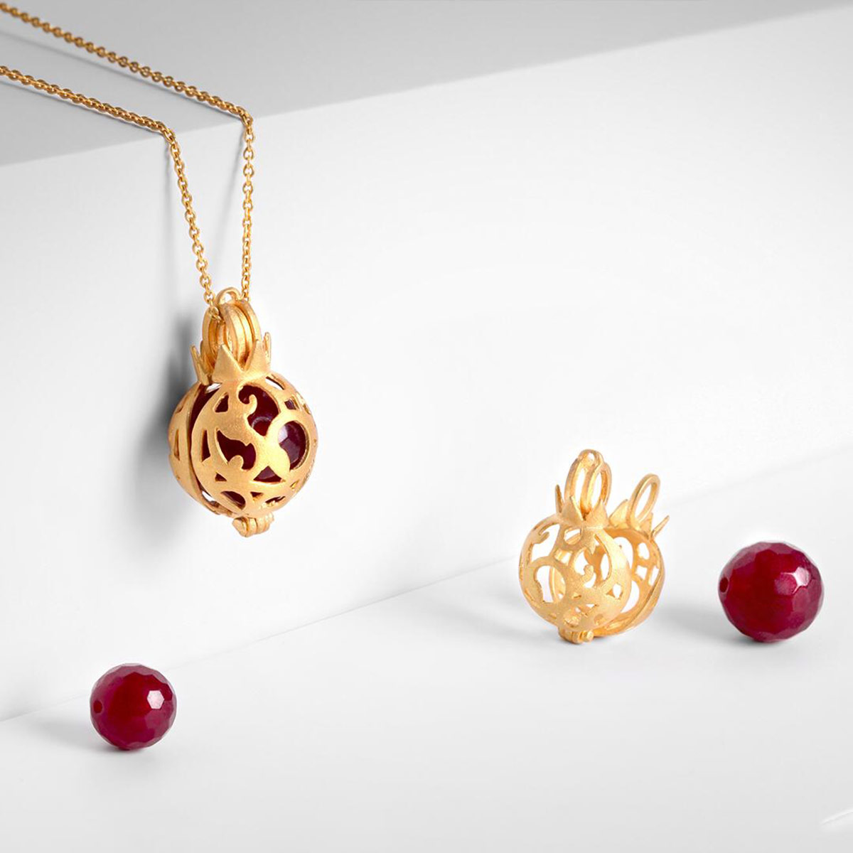 آویز  کد NR012