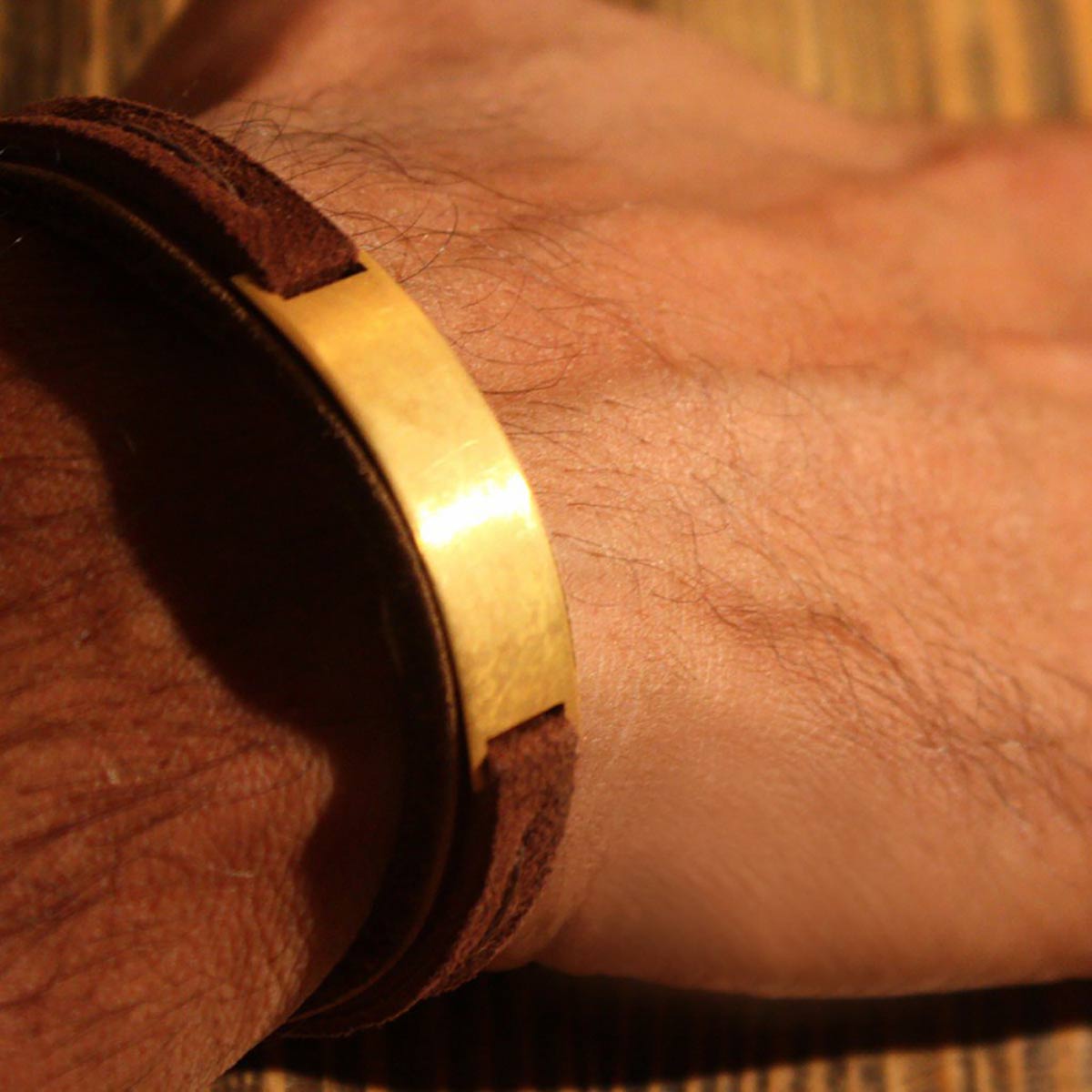 دستبند چرم و طلا  کد BBH001