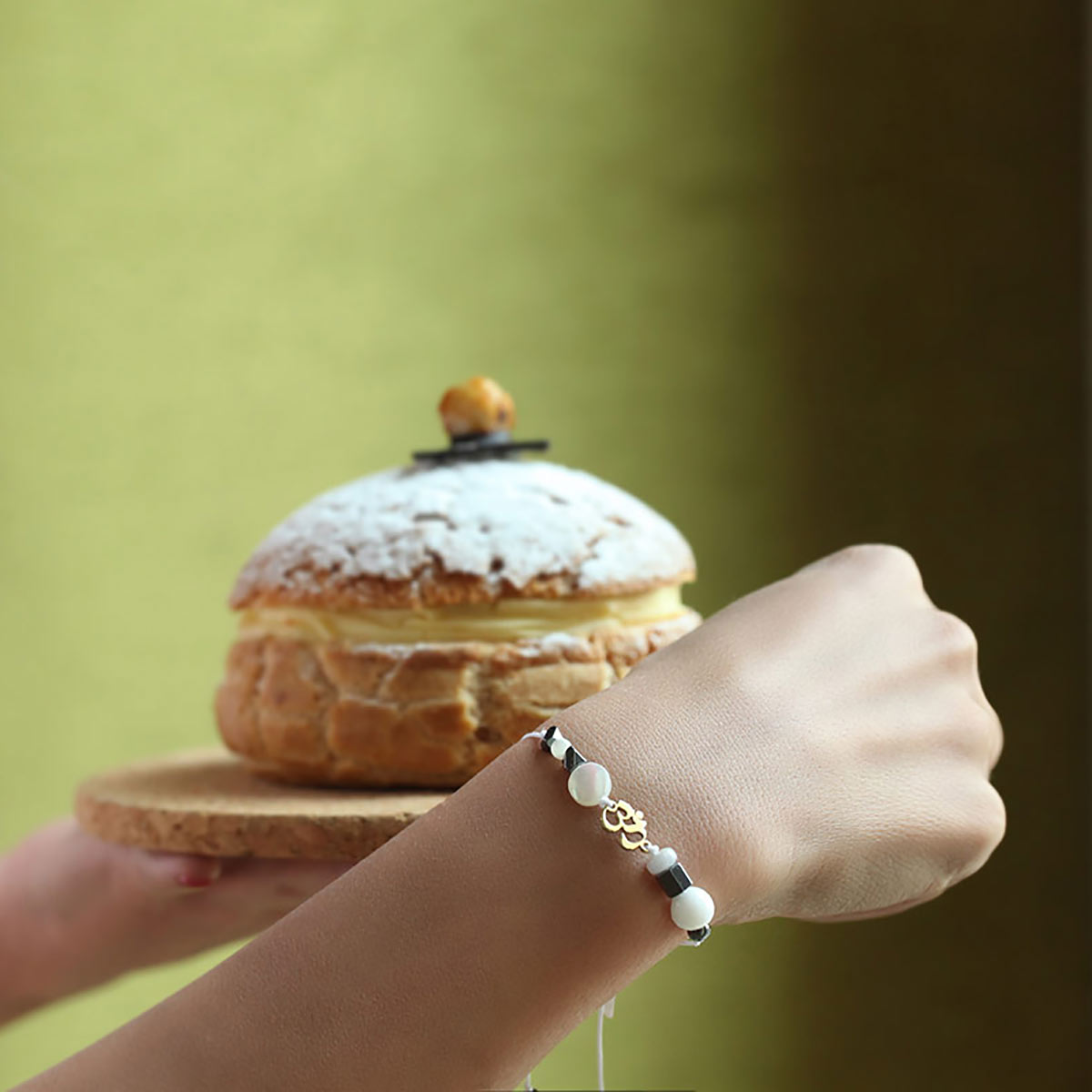 دستبند سنگی  کد BSH093