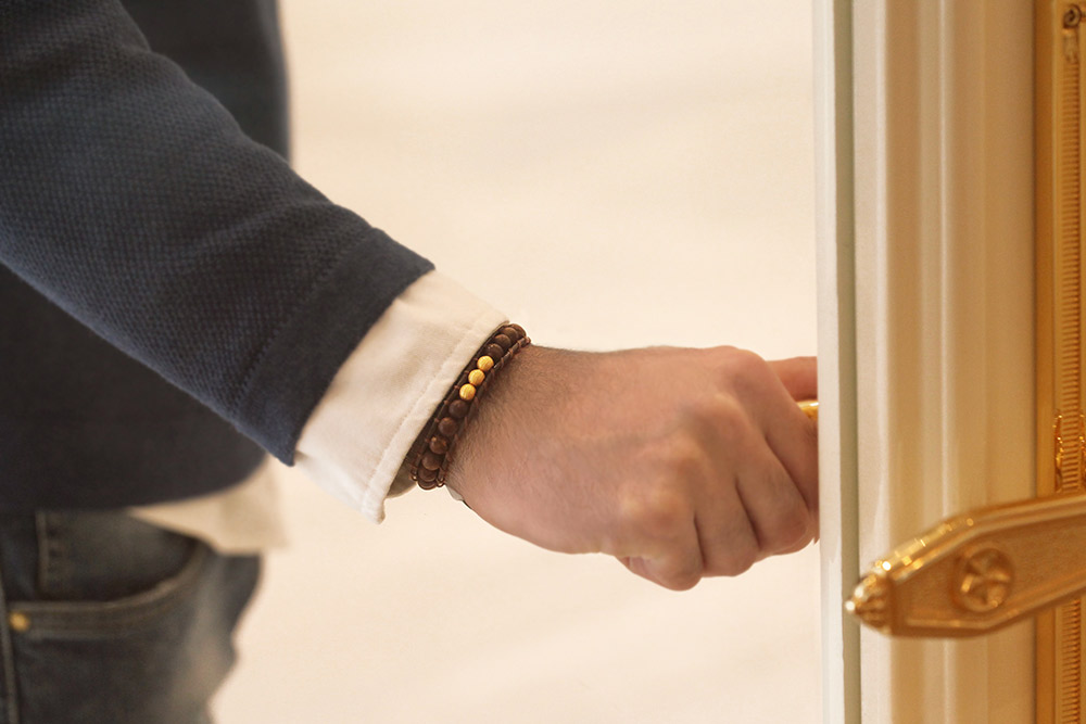 دستبند چرم و طلا  کد BMD015