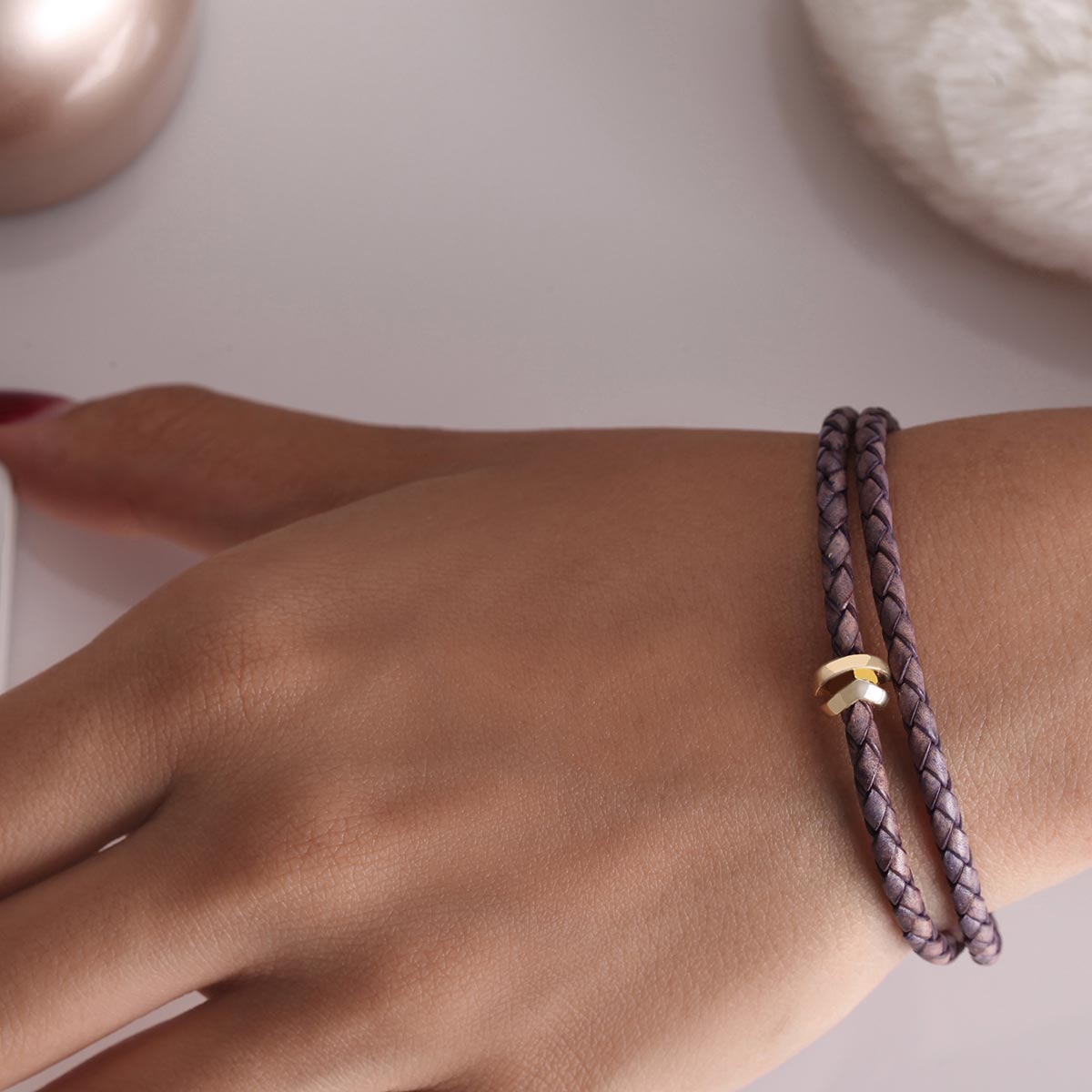 دستبند چرم و طلا  کد BM194