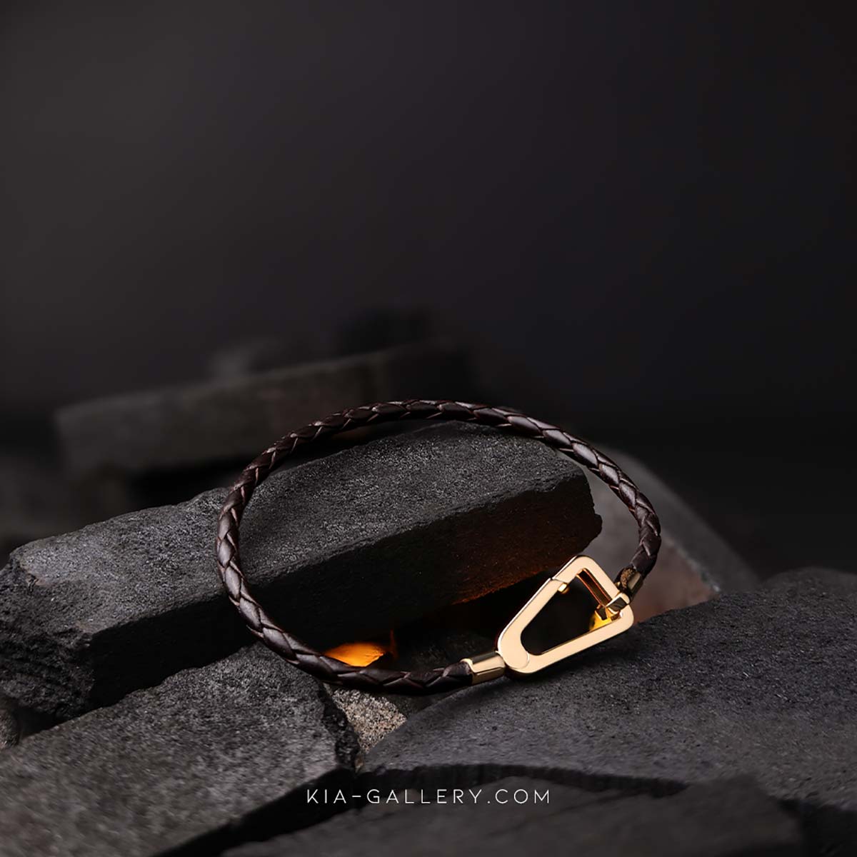 دستبند چرم و طلا  کد BM408