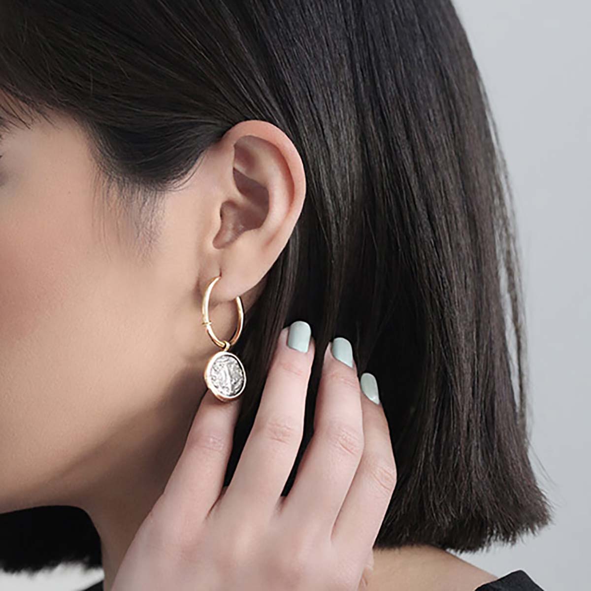 گوشواره گوشواره حلقه ای طلا طرح سکه یونانی کد EMOH057