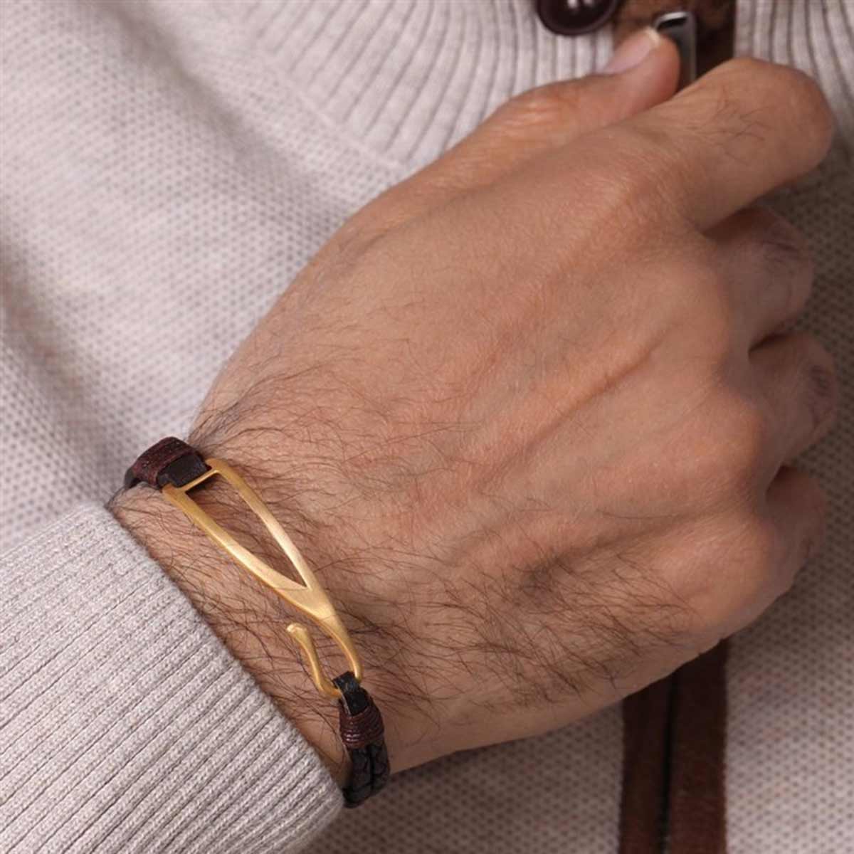 دستبند چرم و طلا  کد BM256