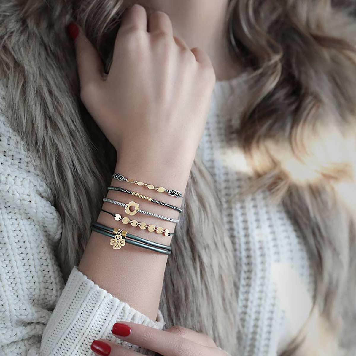 دستبند سنگی  کد BSH180