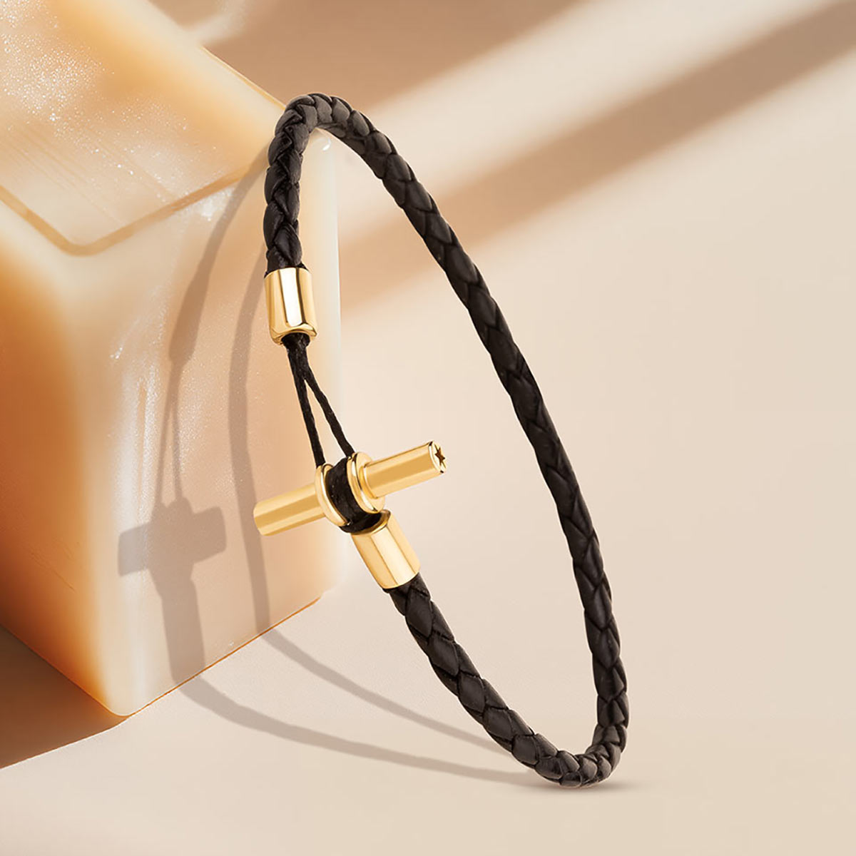 دستبند چرم و طلا هومان کد BM419