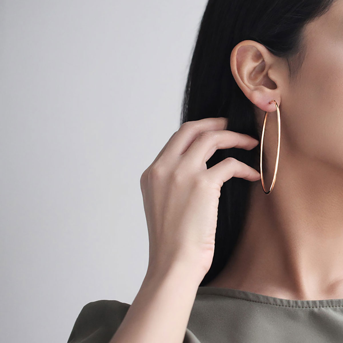 گوشواره گوشواره طلا حلقه ای پروفیل نازک بزرگ کد EMOH063