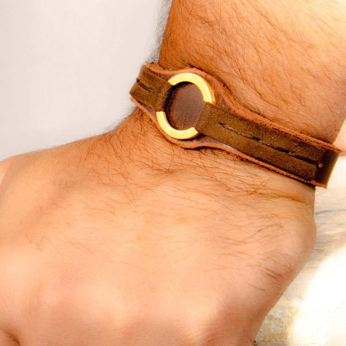 دستبند چرم و طلا  کد BM105