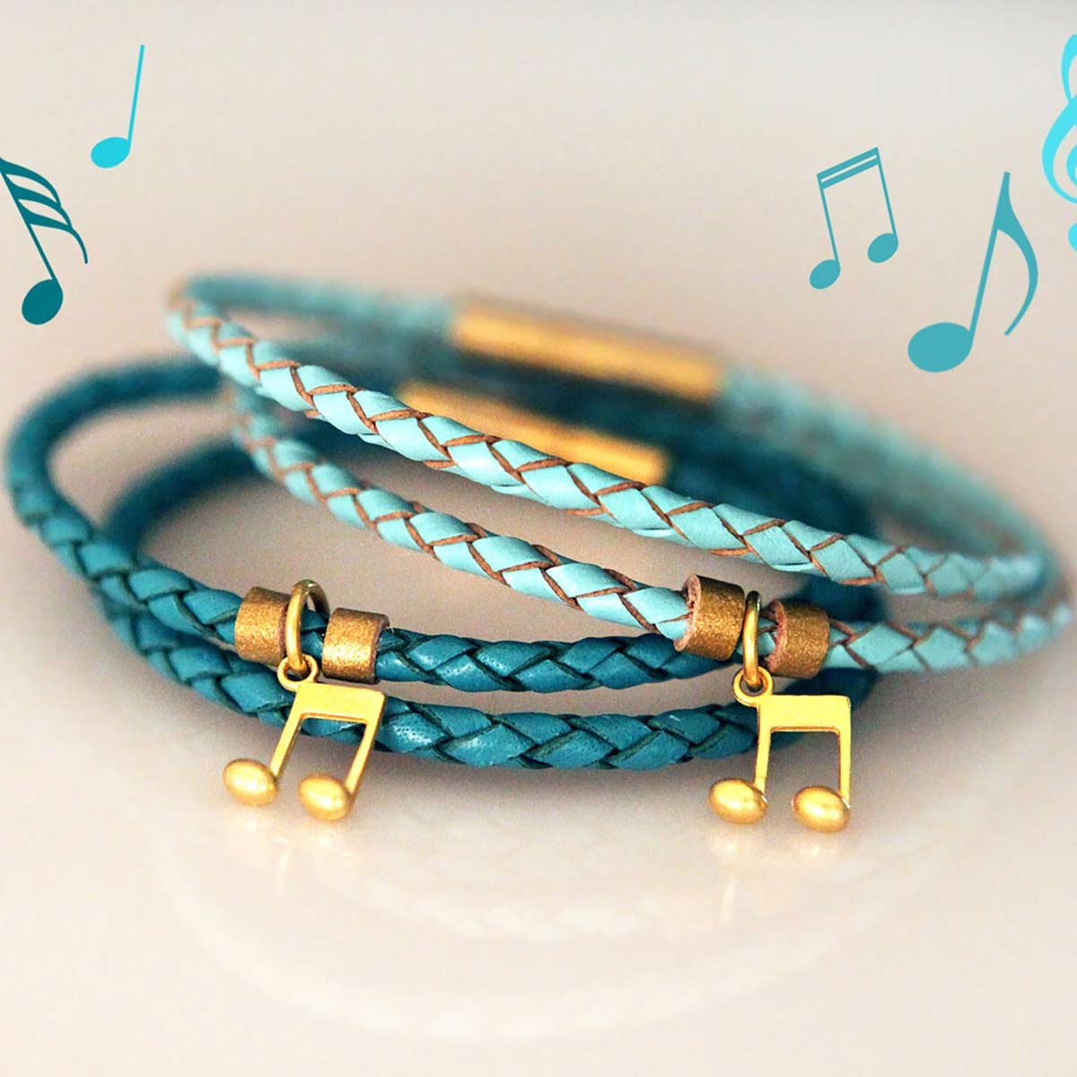 دستبند چرم و طلا  کد BM241