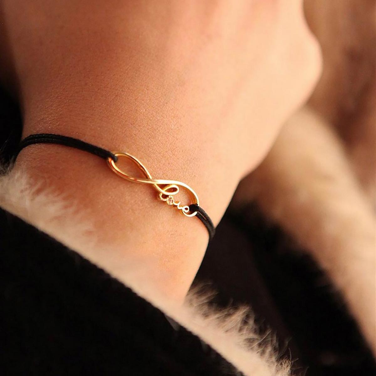 دستبند نخی  کد BM121