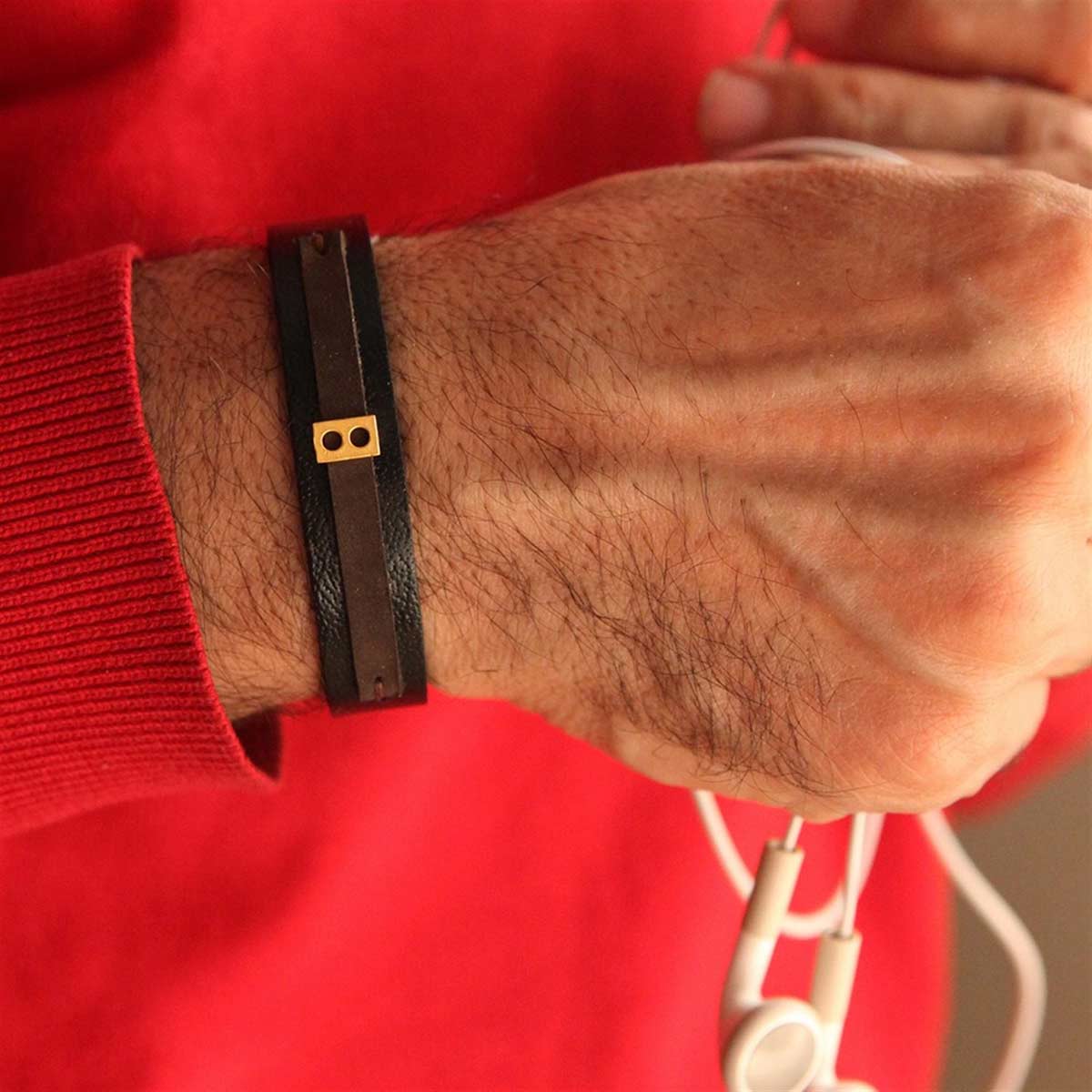 دستبند چرم و طلا  کد BR043