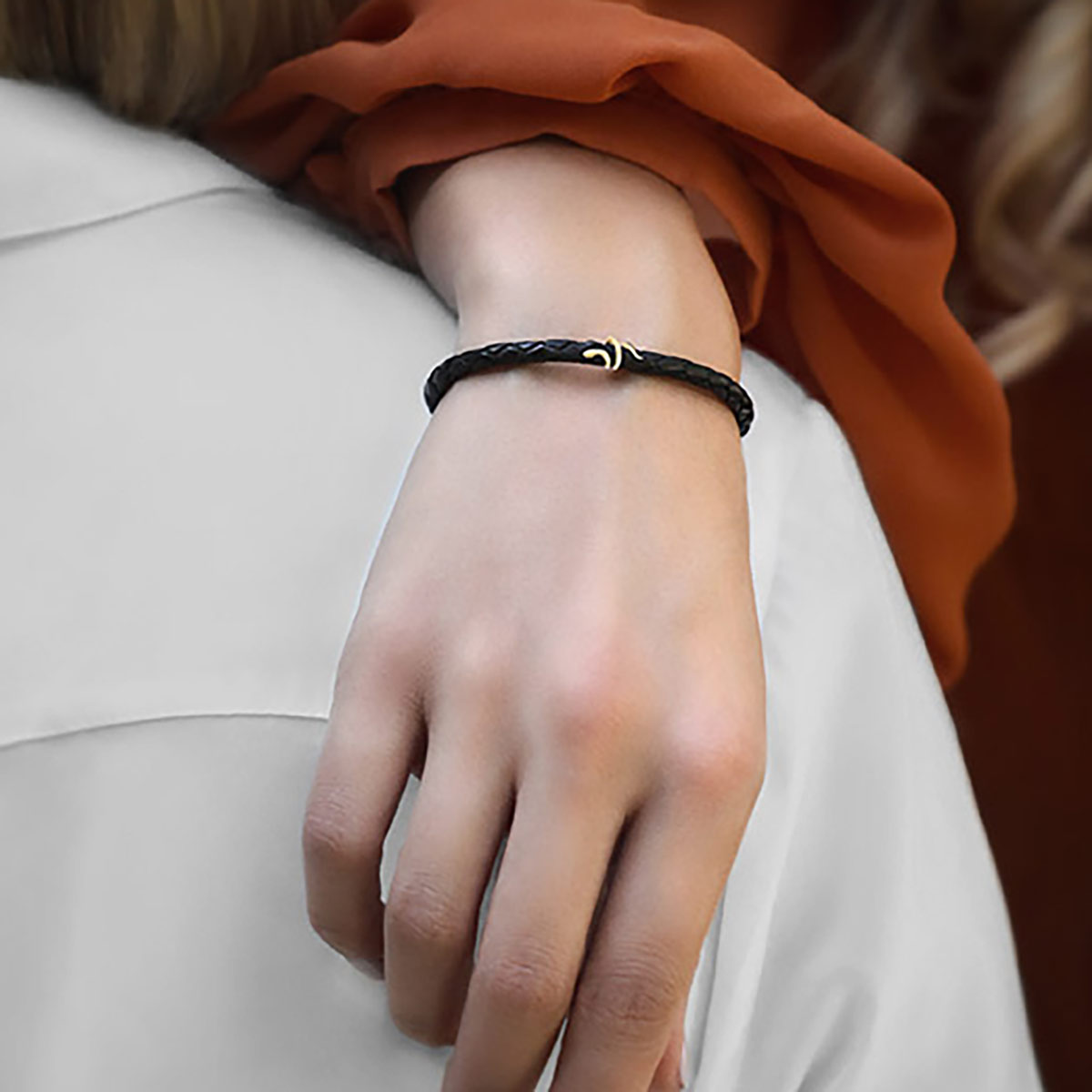 دستبند چرم و طلا  کد BM226