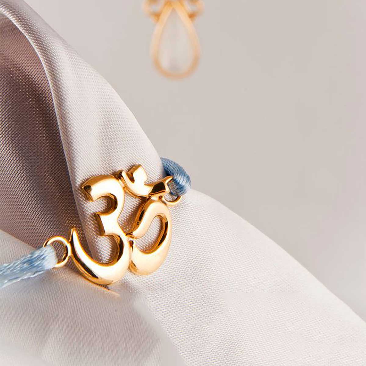 دستبند نخی  کد BM024